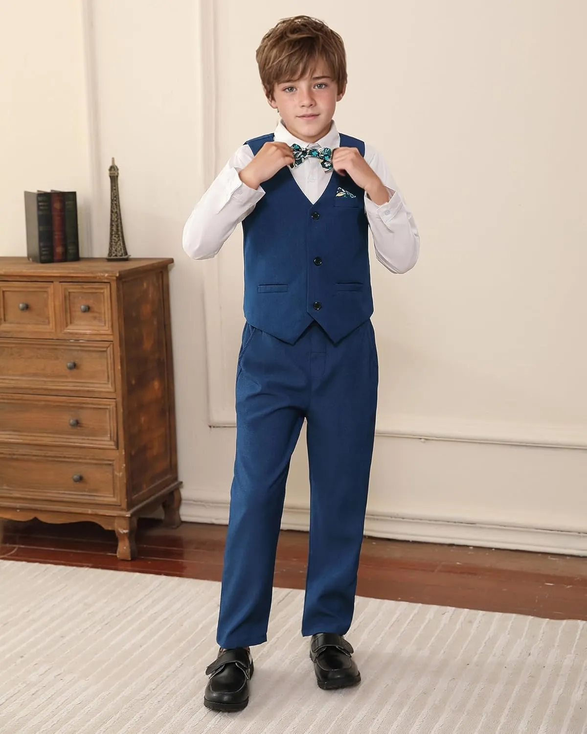 DISAUR Boy Suits 5 Pcs Slim Fit Suit Including Vest Pants Dress Shirt Bow Tie and kerchief for Formal Occasions 6-10 Years