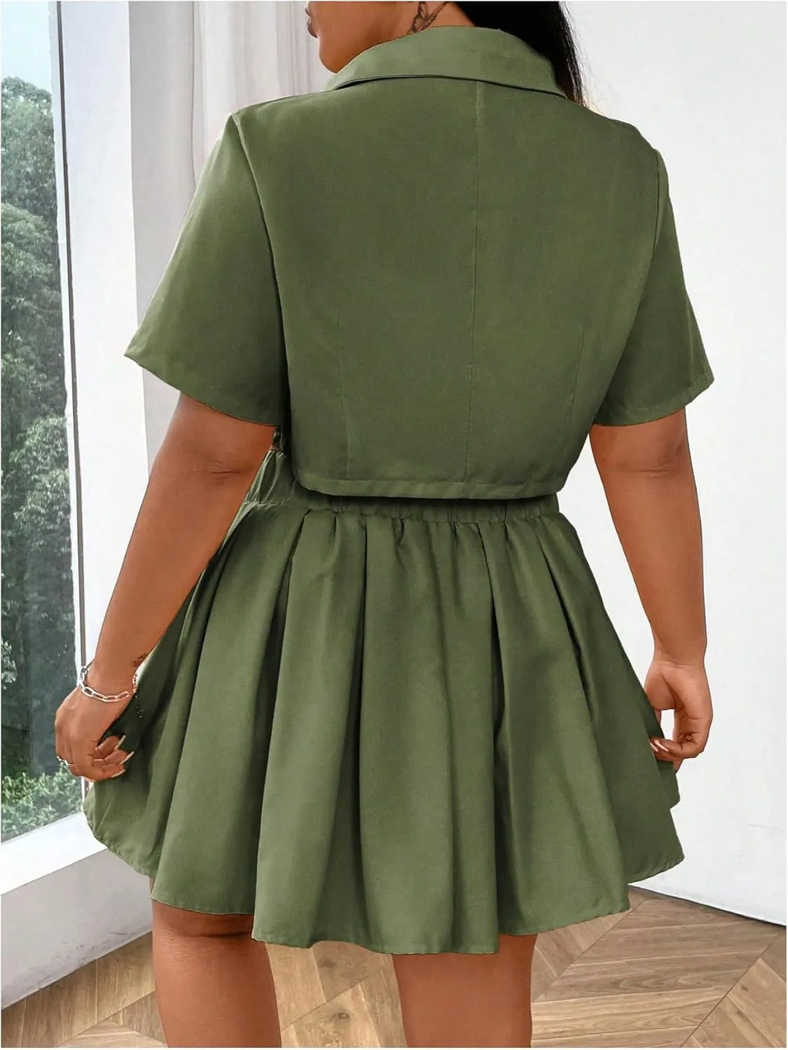 Floerns Women's Plus Size Two Piece Sets Cropped Shirts and Pleated Mini Skirts Outfits