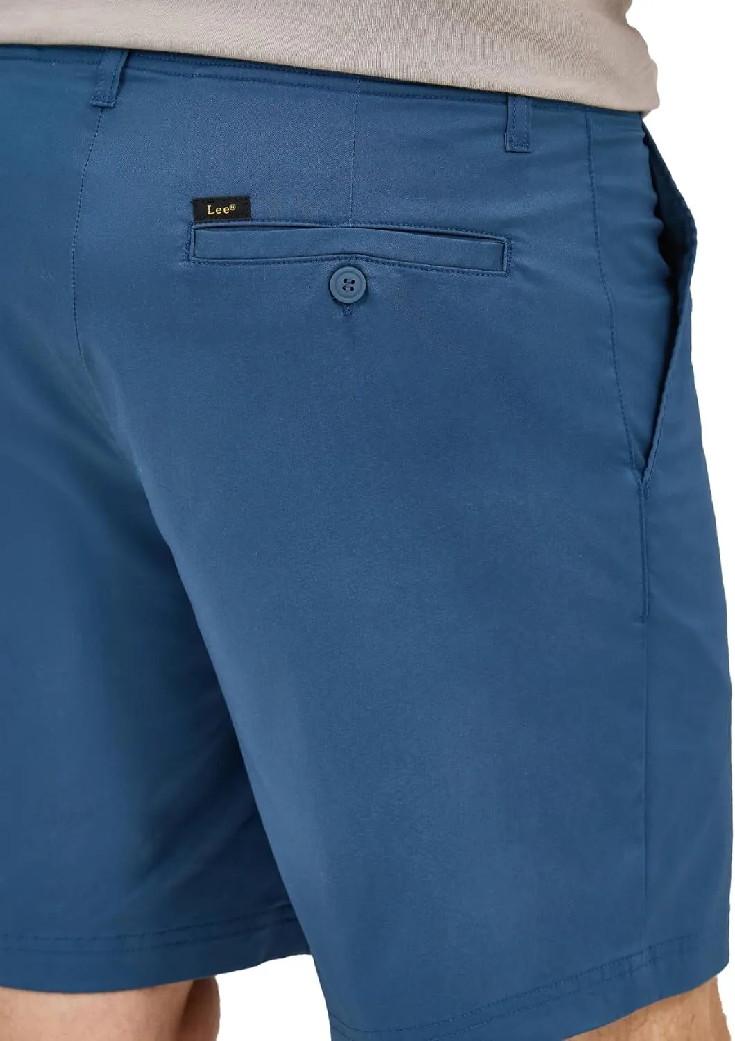 Lee Men's Extreme Motion 7" Flat Front Short