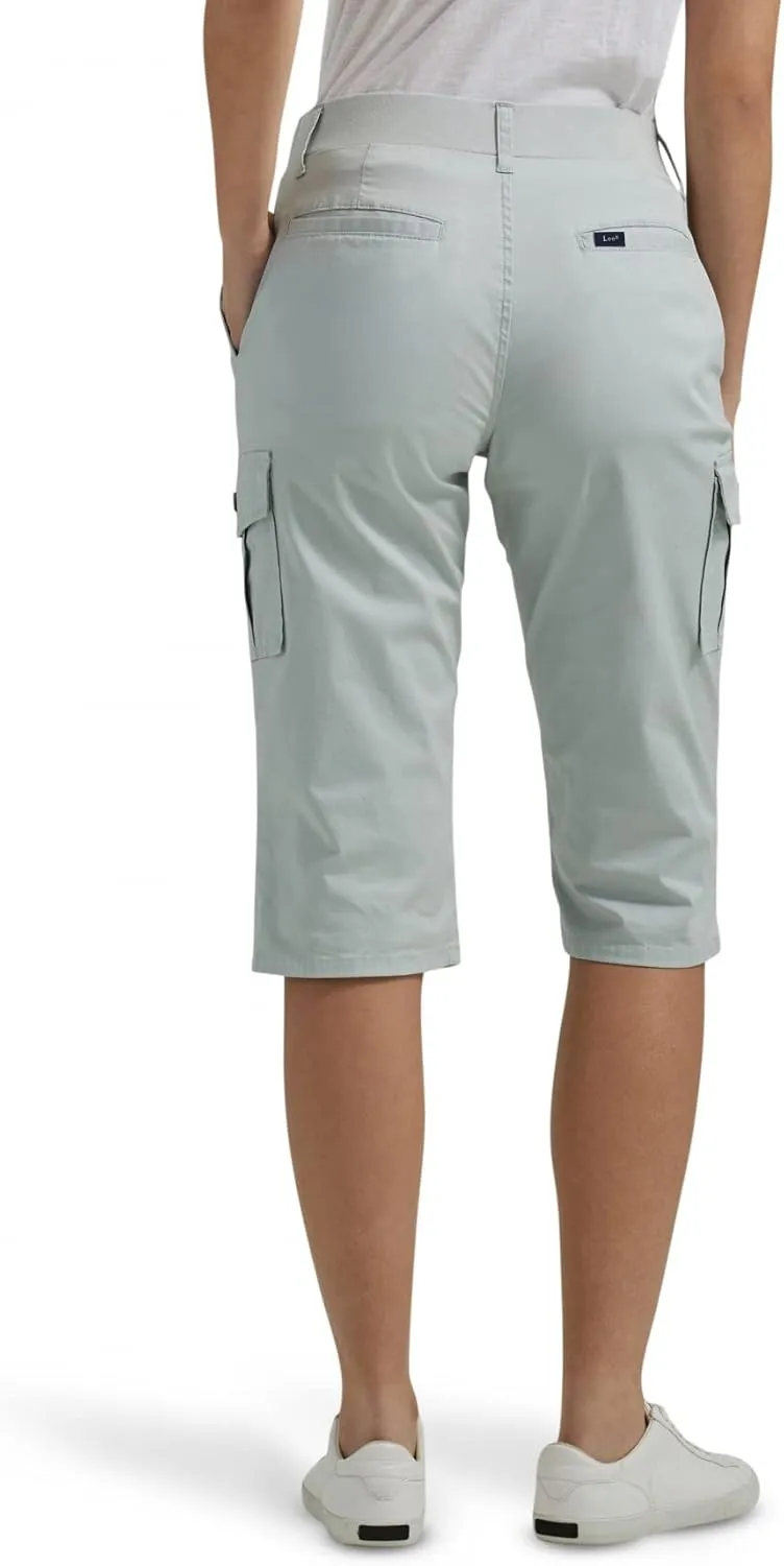 Lee Women's Flex-to-go Mid-Rise 17" Cargo Skimmer Capri Pant