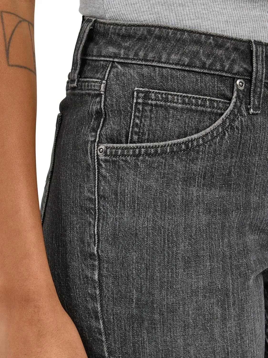 Lee Women's Legendary 5" Denim Short