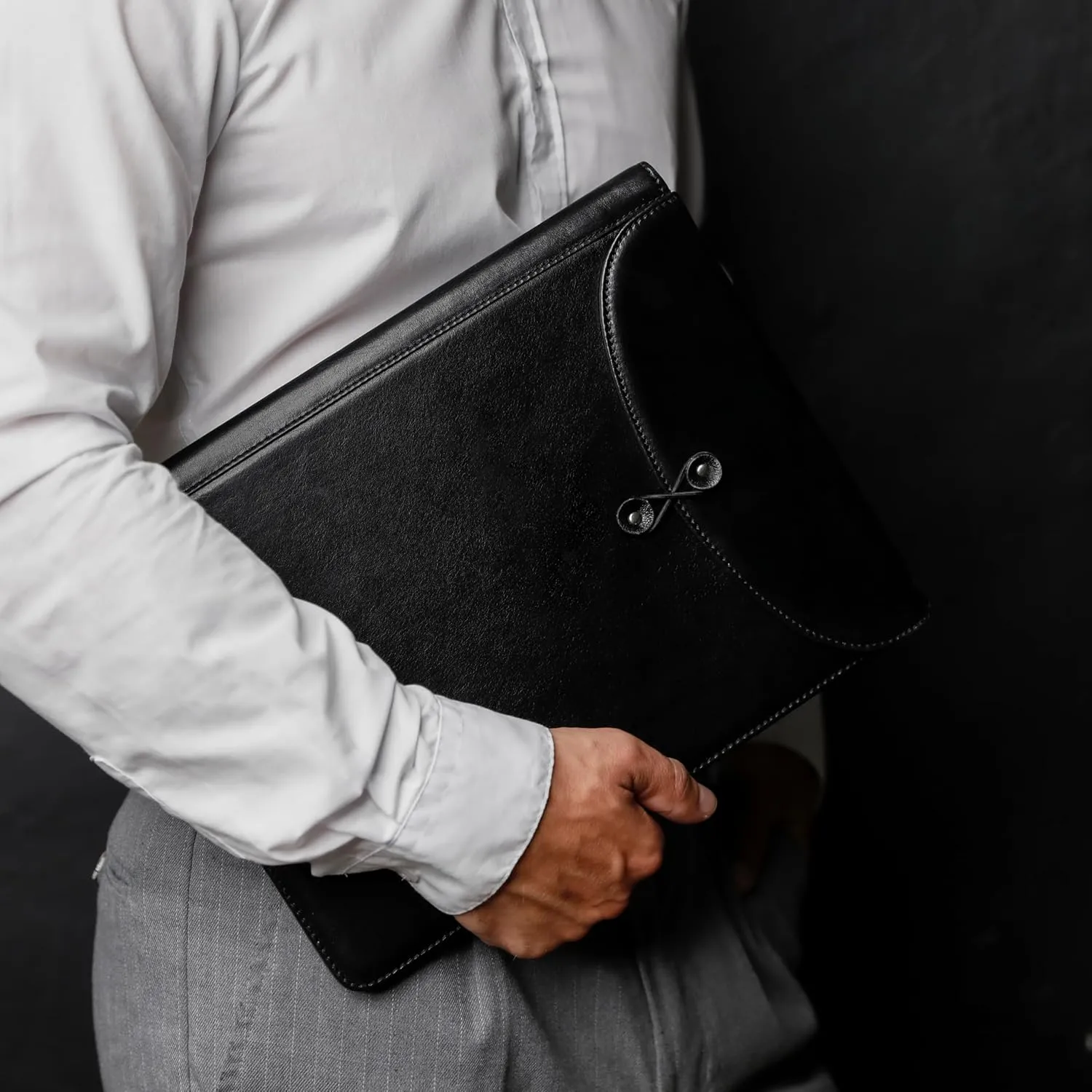 Time Resistance Leather Portolio - Full-Grain Leather Portfolio  Document Briefcase Made in Italy  Tablet size bag