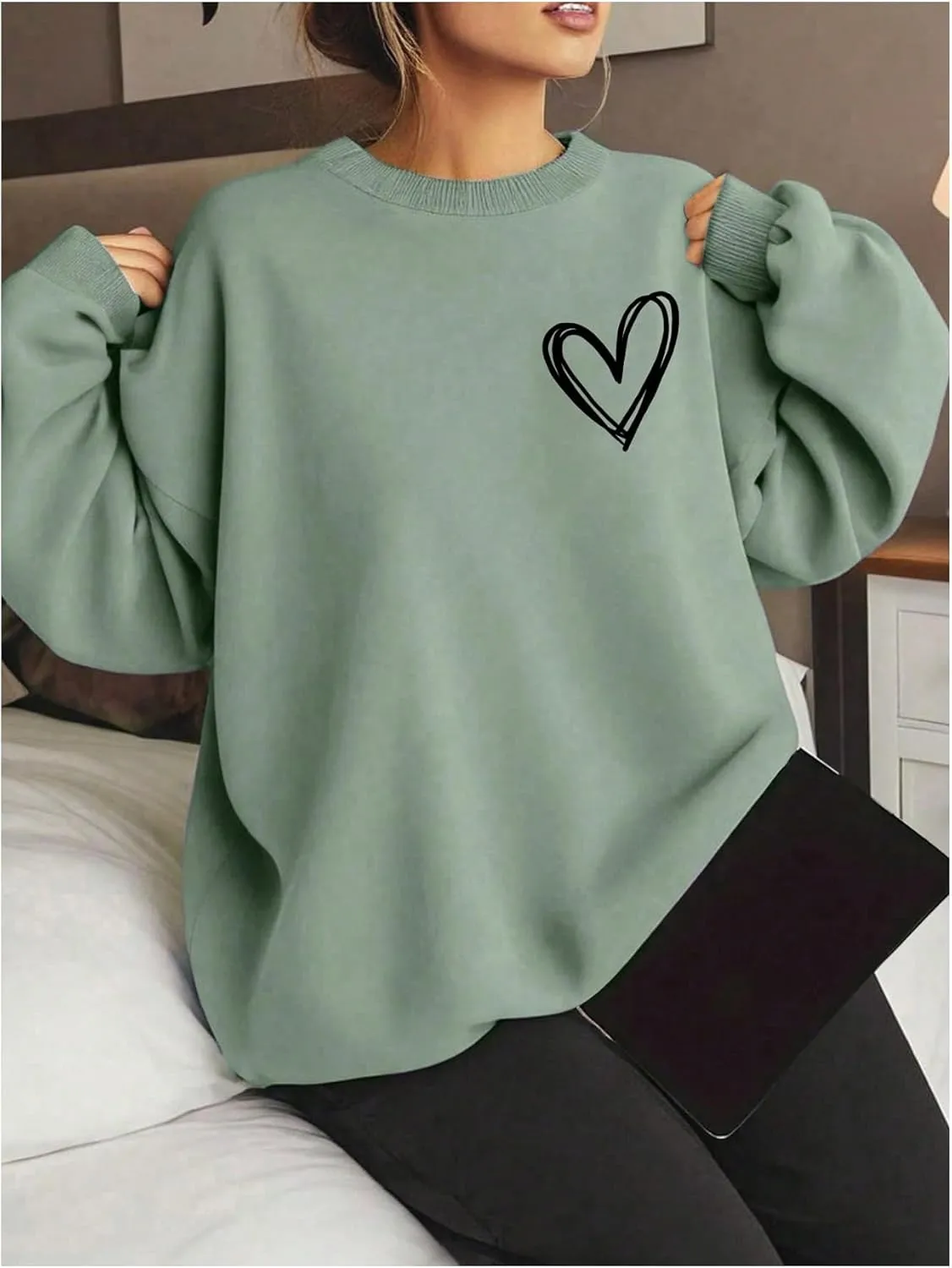 Women's Oversized Graphic Sweatshirt Drop Shoulder Long Sleeve Crewneck Pullover Tops